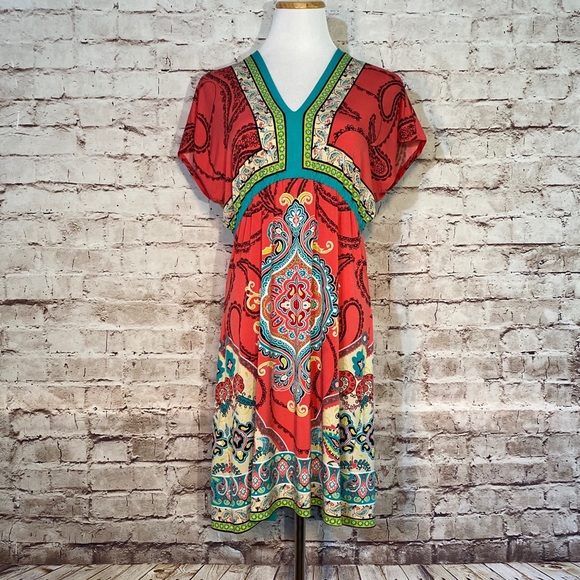 Pretty Kimono Dress 🌺 - Picture 2 of 16